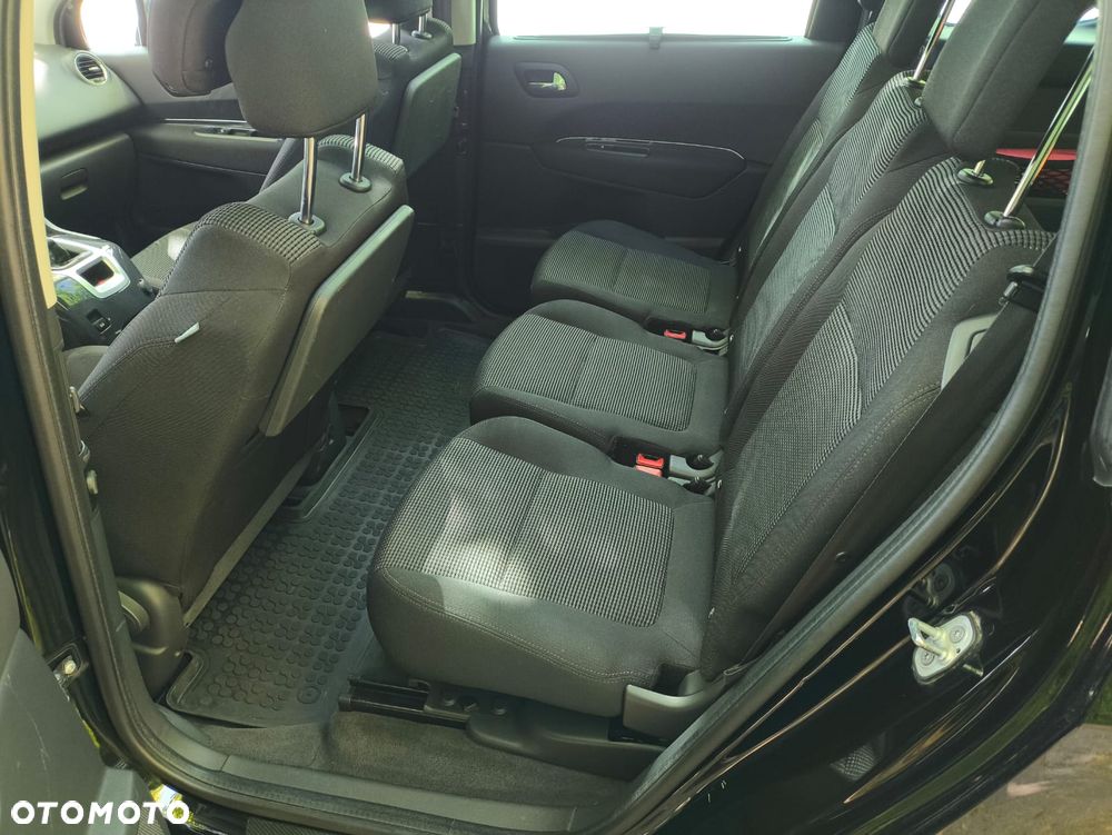 Peugeot 5008 155 THP Family - 24