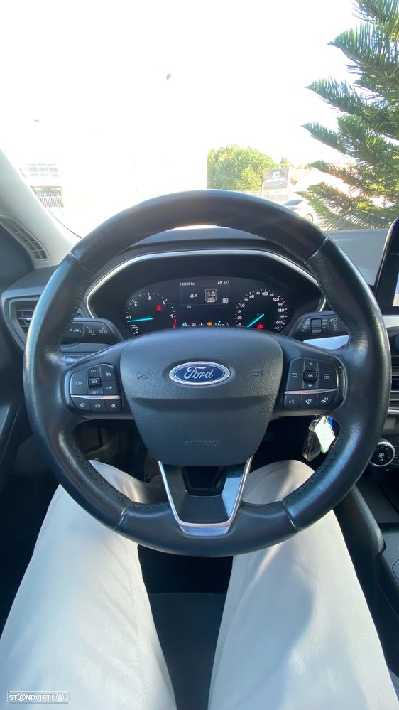 Ford Focus SW 1.5 TDCi EcoBlue Titanium - 28