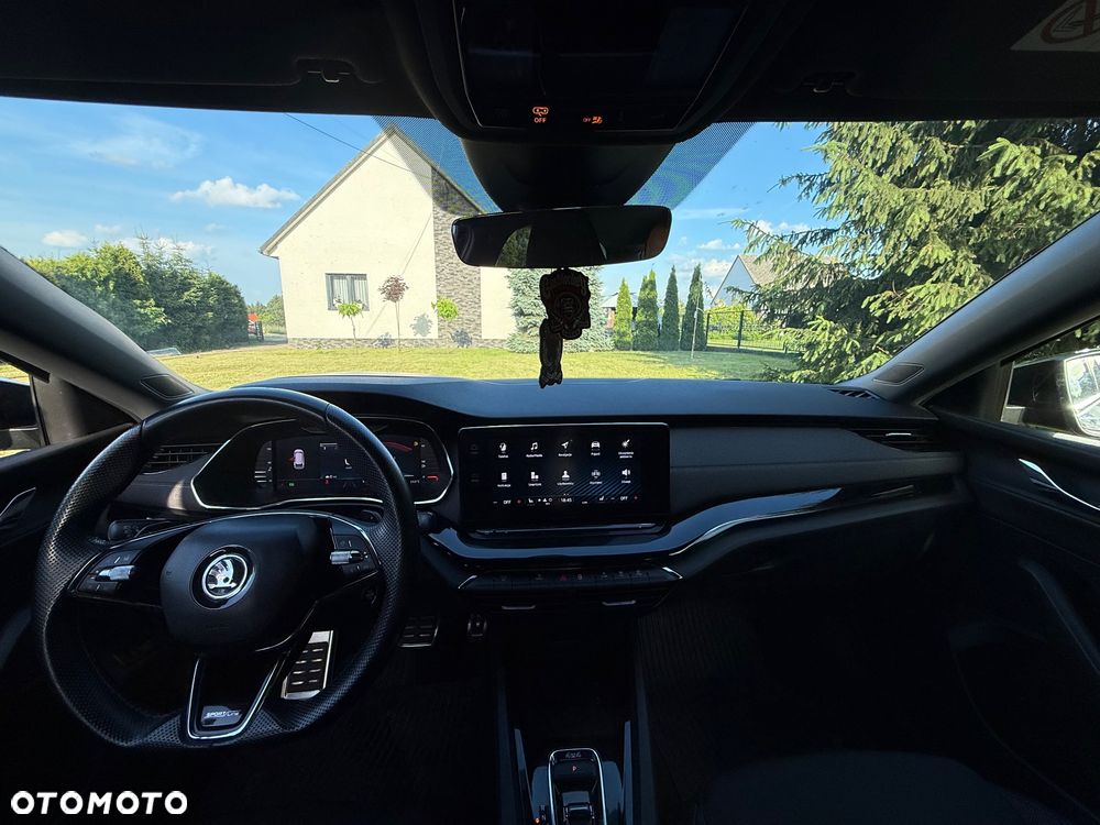 Skoda Octavia 2.0 TDI 4x4 Sportline DSG - 10