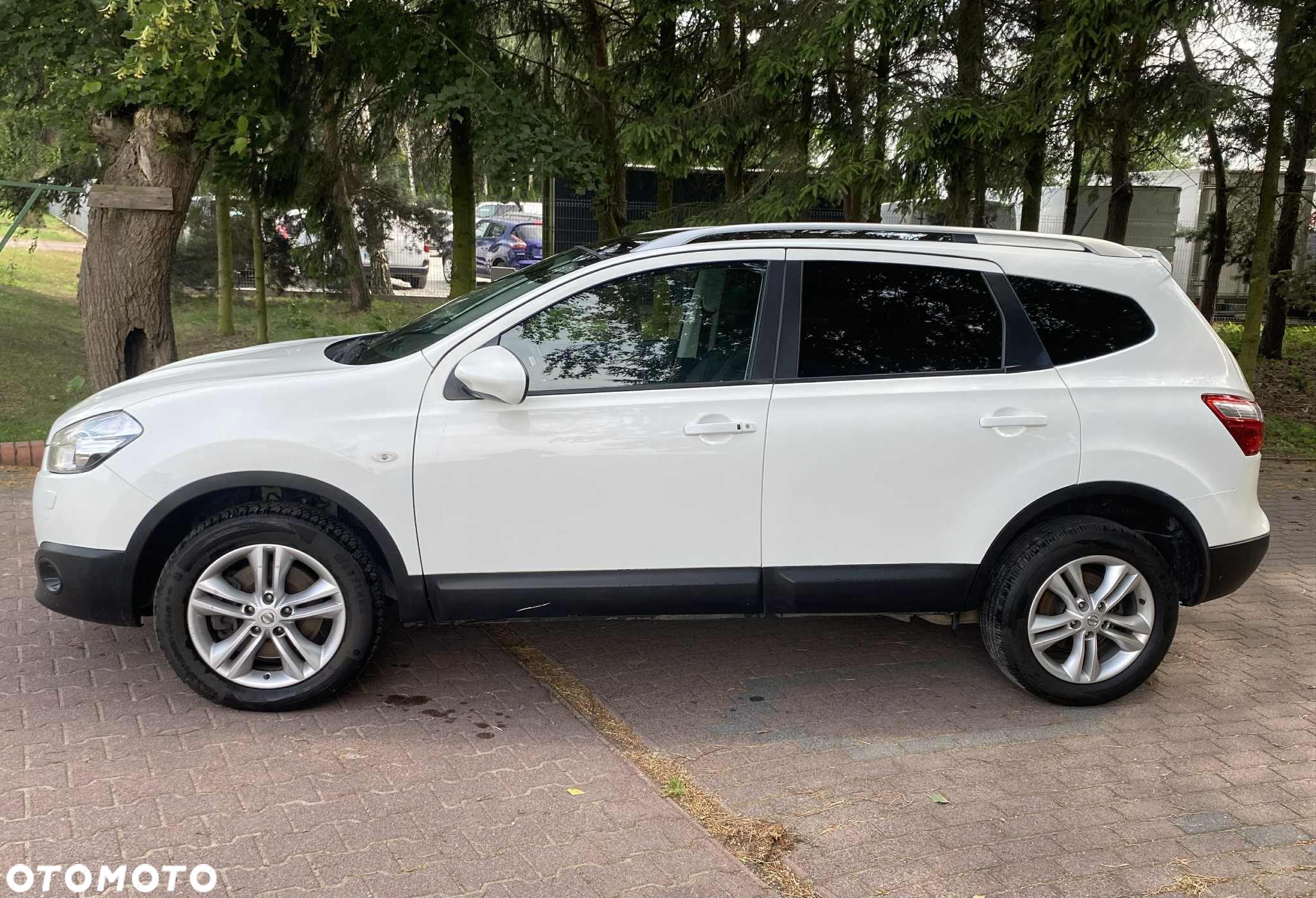 Nissan Qashqai+2 - 4