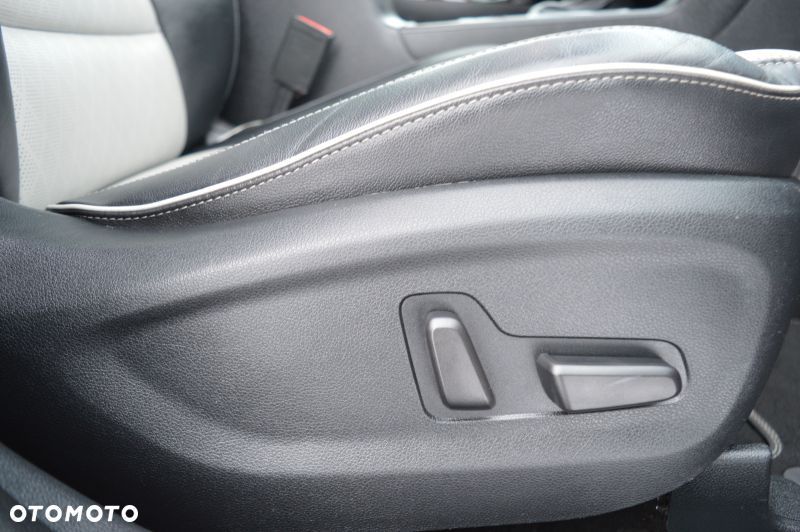 Kia Sportage 1.6 T-GDI AWD GT Line - 26