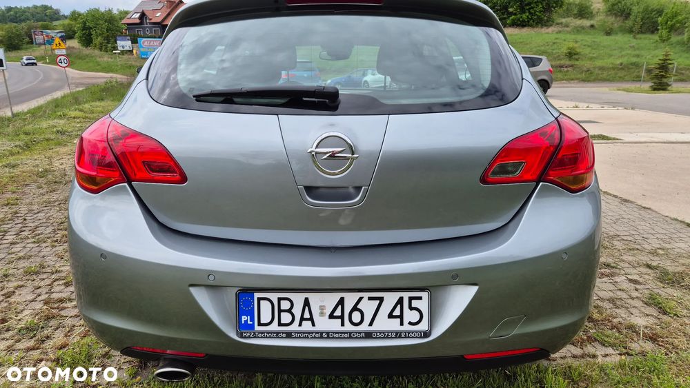 Opel Astra 1.4 Turbo Design Edition - 16