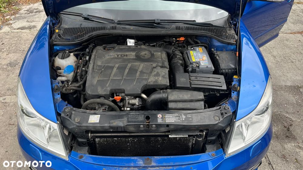 Skoda Octavia 2.0 TDI CR DPF RS - 7