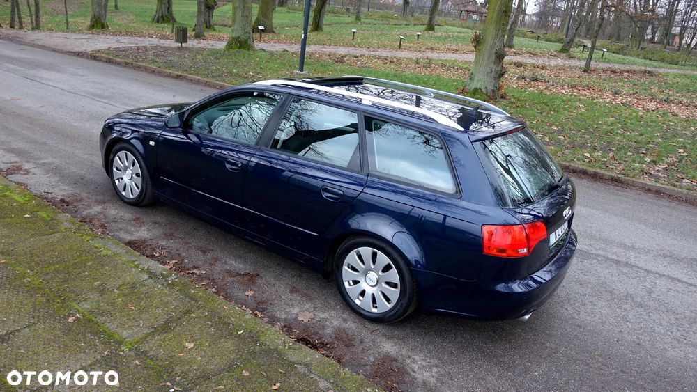 Audi A4 Avant - 30