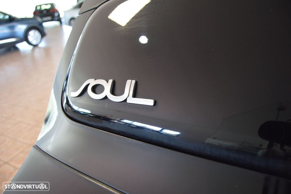 Kia e-Soul EV - 20