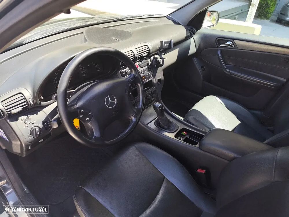 Mercedes-Benz C 220 CDi Avantgarde - 4