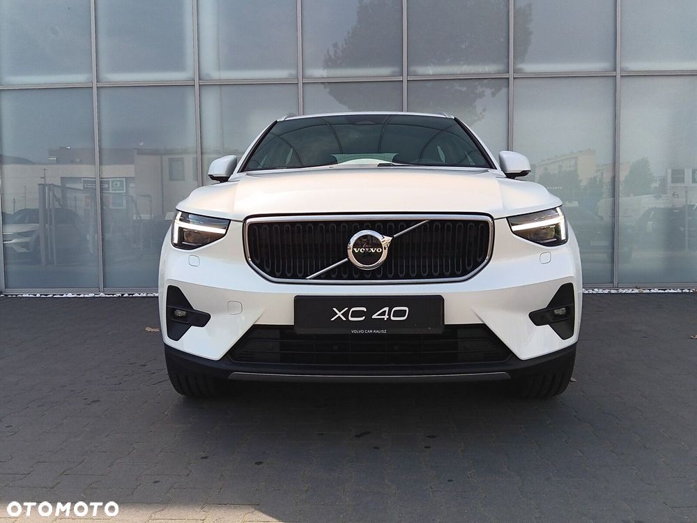 Volvo XC 40 - 3