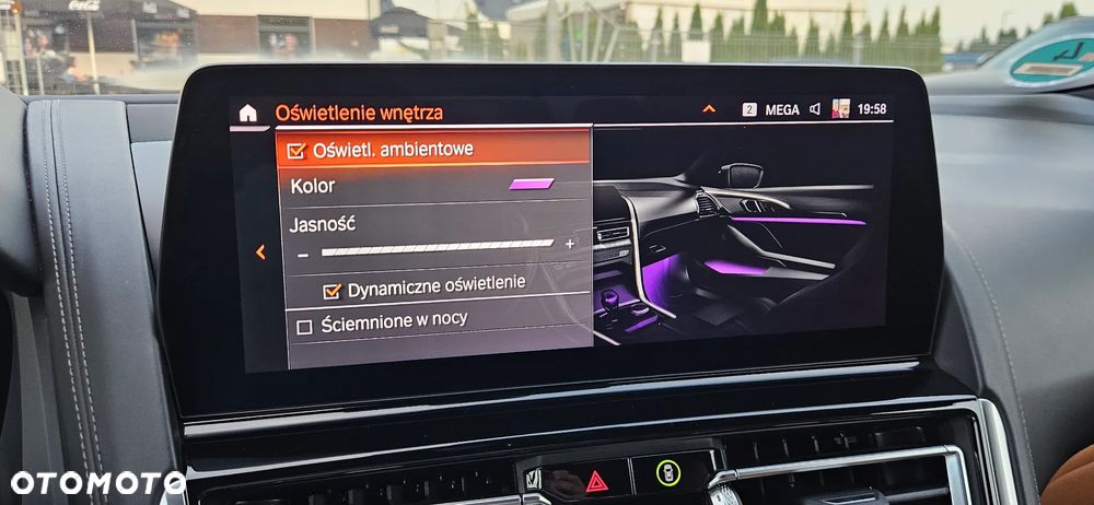 BMW Seria 8 840d xDrive mHEV - 29