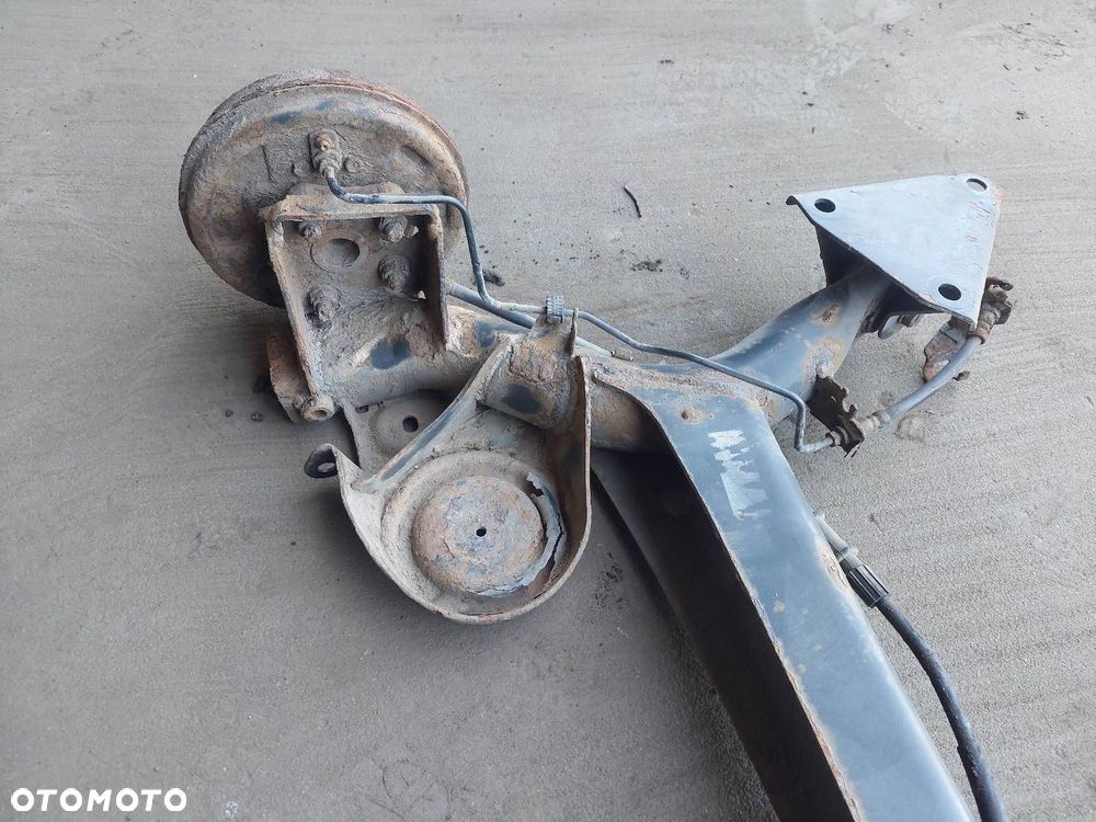 BELKA OŚ ZAWIESZENIA TYŁ BĘBNY BEZ ABS FIAT PANDA II - 3