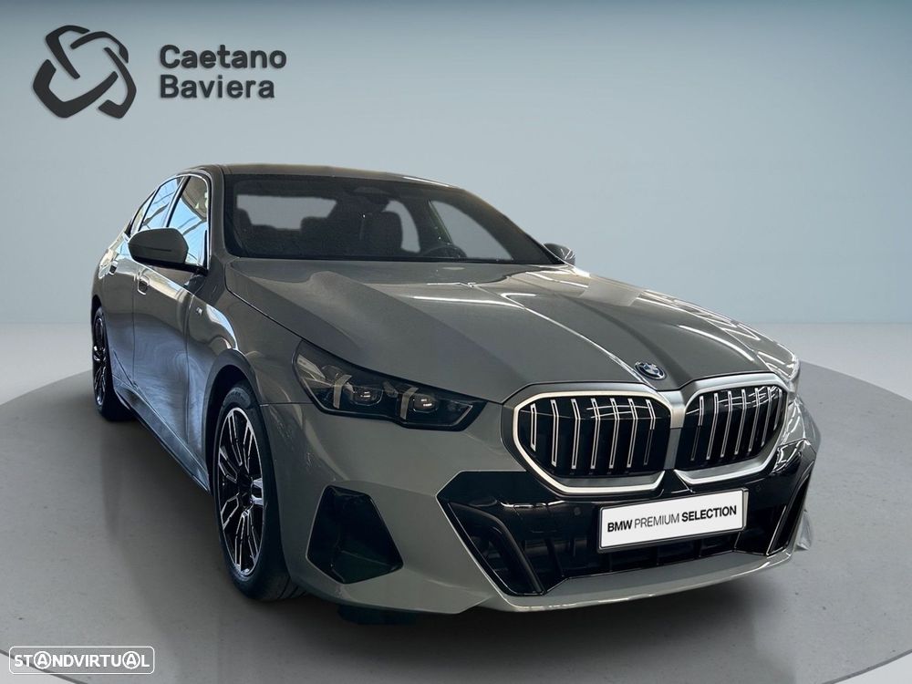BMW 530 e Pack Desportivo M - 10