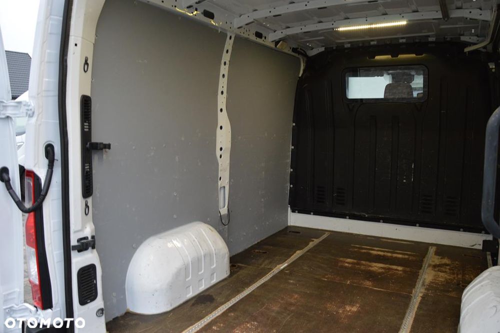 Opel Movano - 27