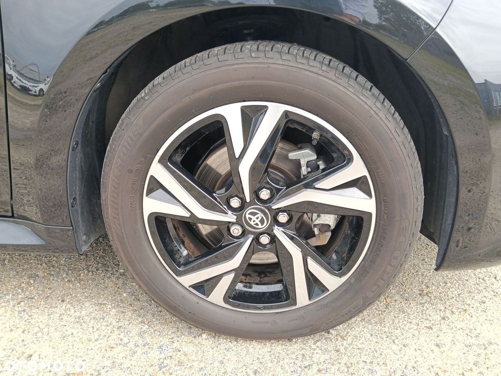 Toyota Yaris Hybrid 1.5 Style - 10