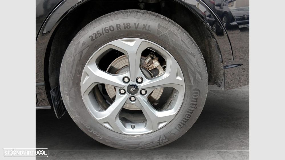 Ford Kuga 2.5 PHEV ST-Line — fotografia 10
