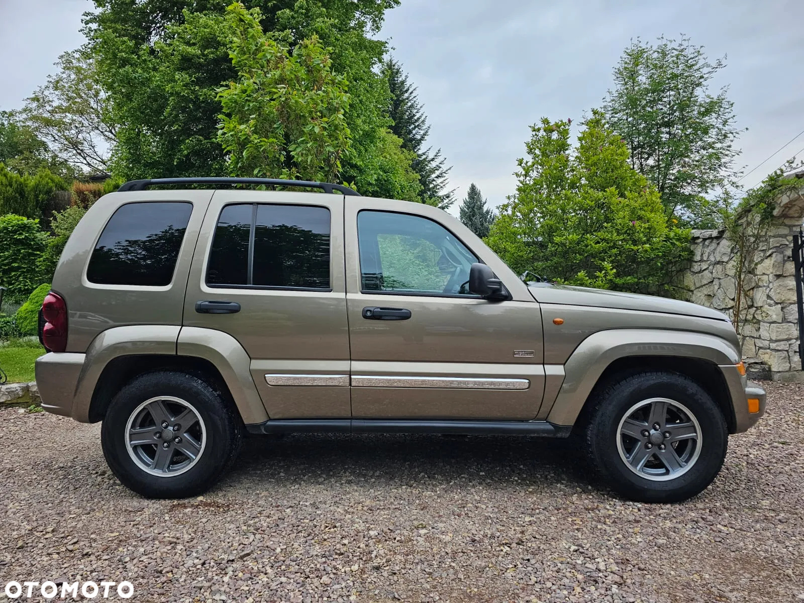 Jeep Cherokee 2.8 CRD Sport - 3
