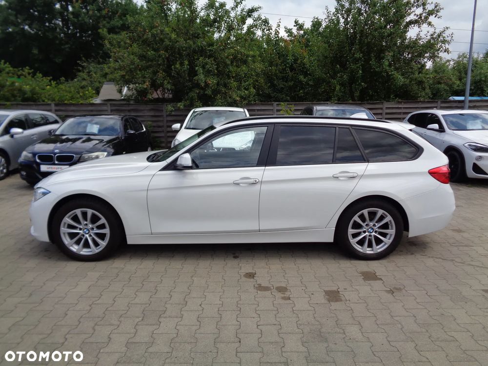 BMW Seria 3 320d xDrive Edition Luxury Line Purity - 2