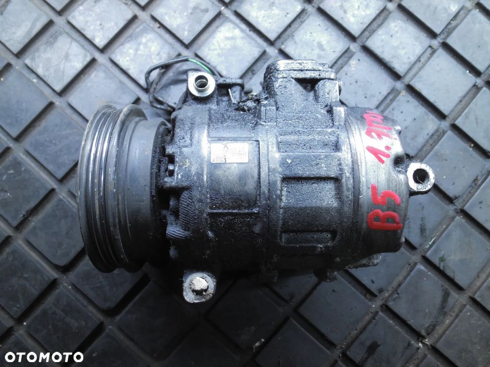 SPRĘŻARKA KLIMATYZACJI VW PASSAT B5 1.9 TDI 8D0260808 POSIADAM 5 SZT - 10