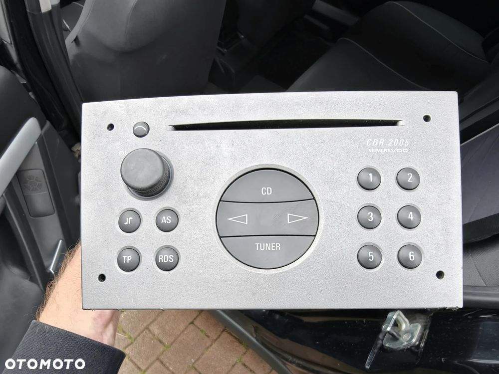 Opel Vectra 1.8 CDX - 15