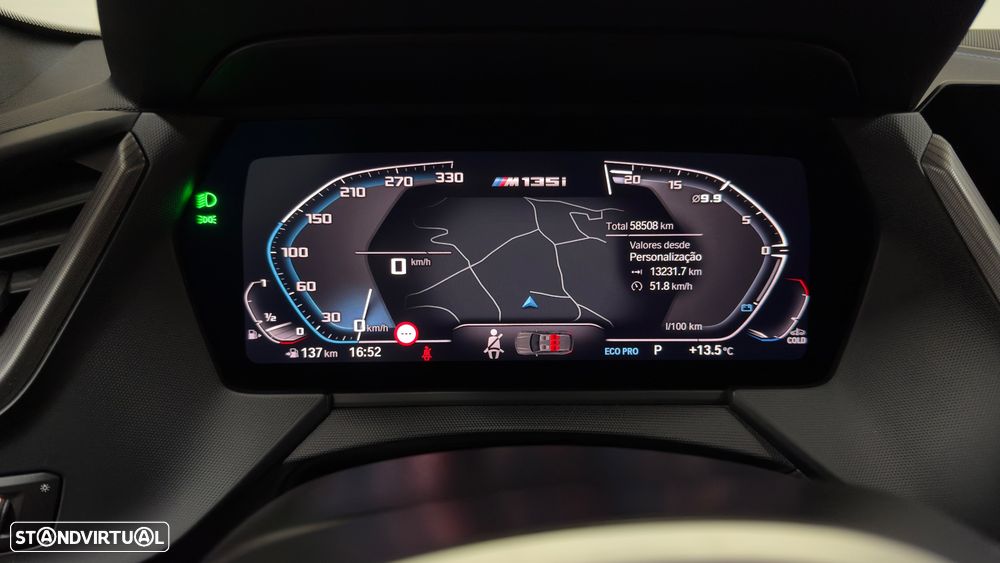 BMW M135i xDrive - 32