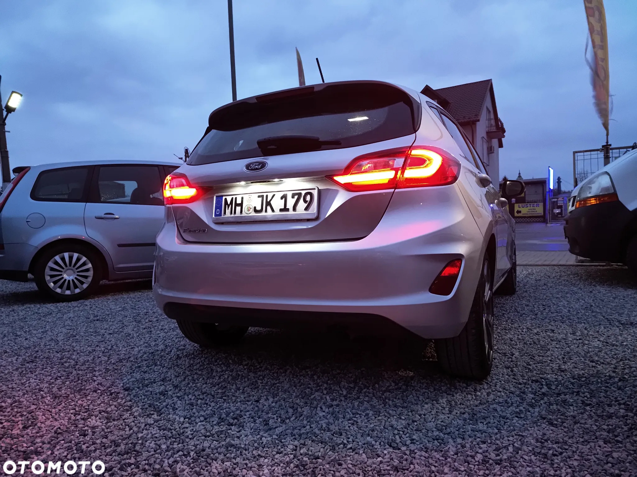 Ford Fiesta 1.0 EcoBoost S&S ST-LINE - 38