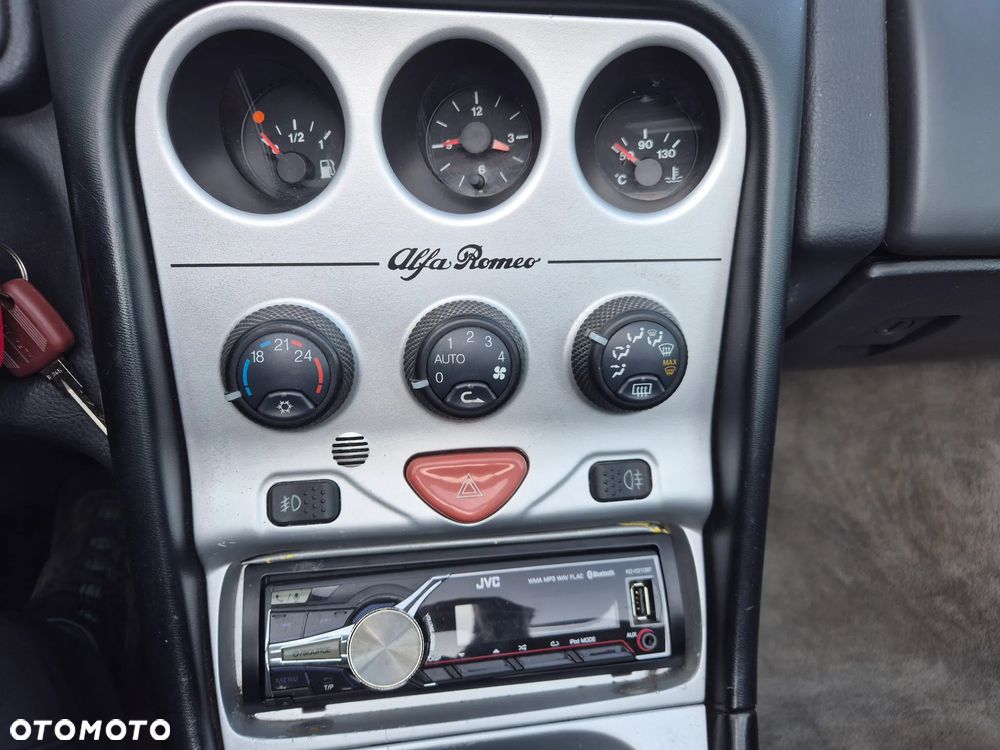 Alfa Romeo Spider - 10