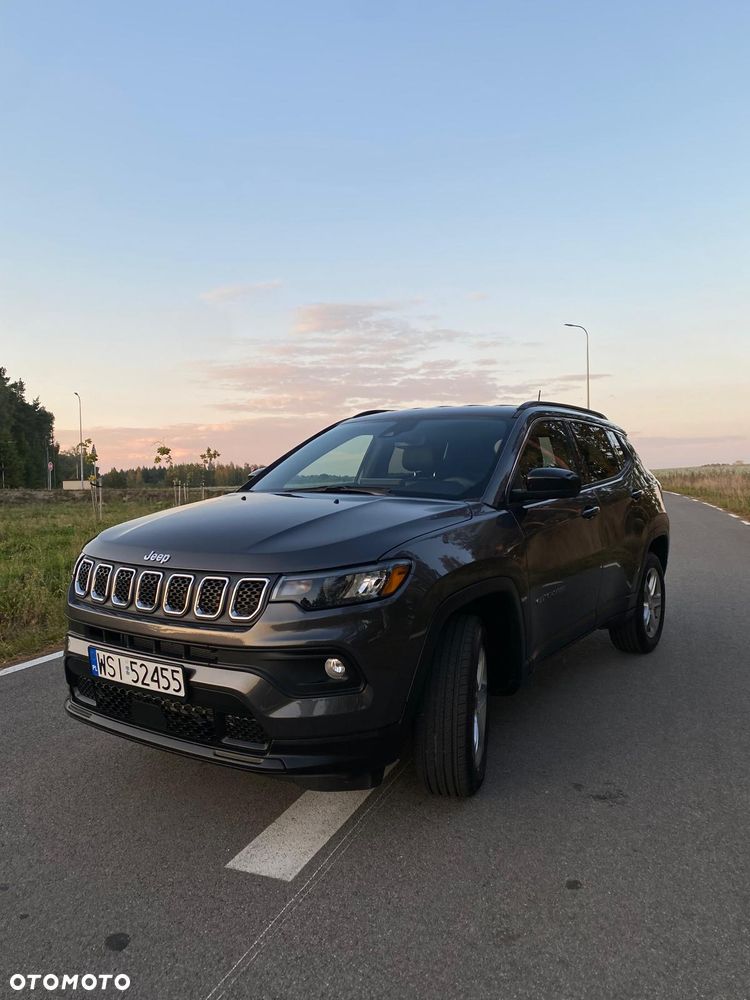 Jeep Compass - 2