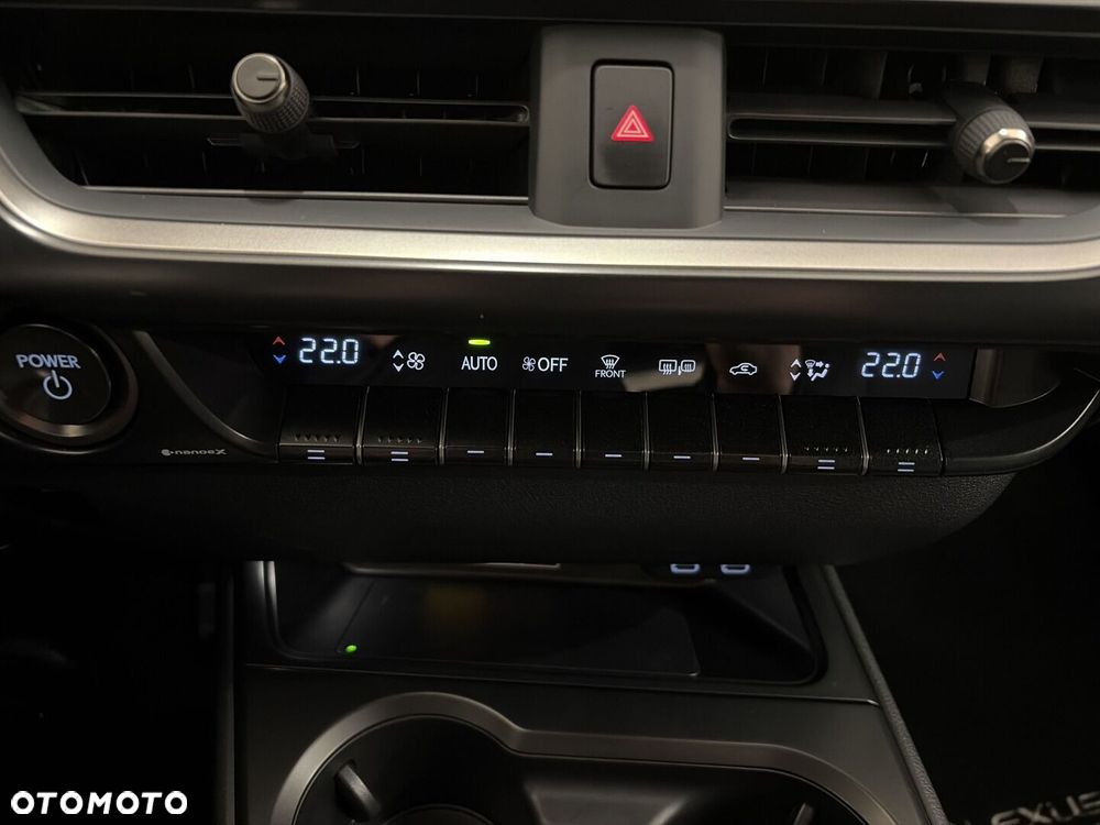 Lexus UX 300h Prestige - 16