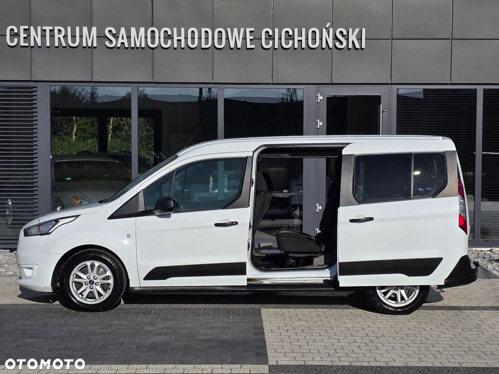 Ford Tourneo Connect - 11