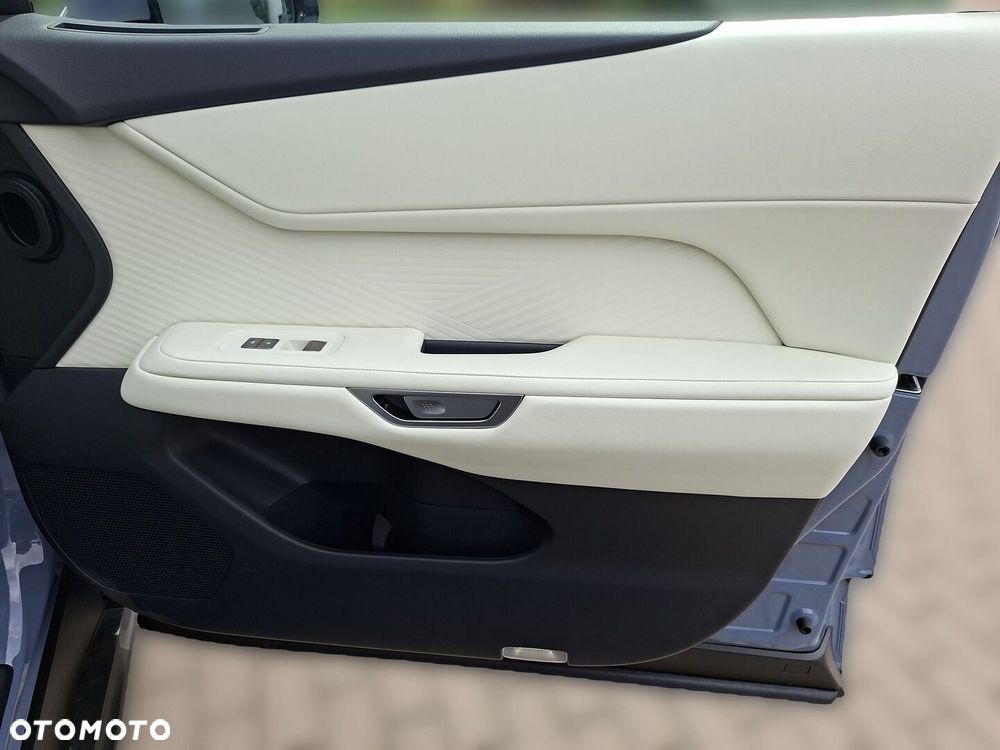 Lexus ES 500e Prestige AWD - 20
