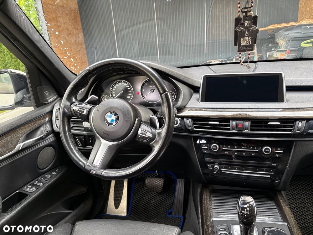 BMW X5 xDrive30d - 11