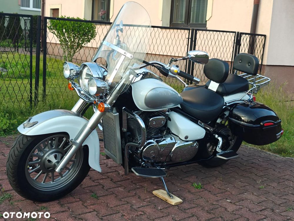 Suzuki Intruder - 31