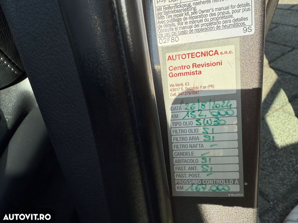 Toyota Auris 1.8 L VVT-i TS Hybrid Sol+ - 18