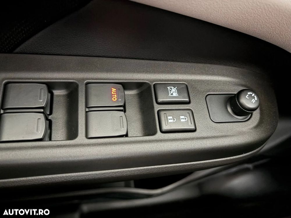 Suzuki Swift 1.2 Dualjet 12V MHEV Passion - 12