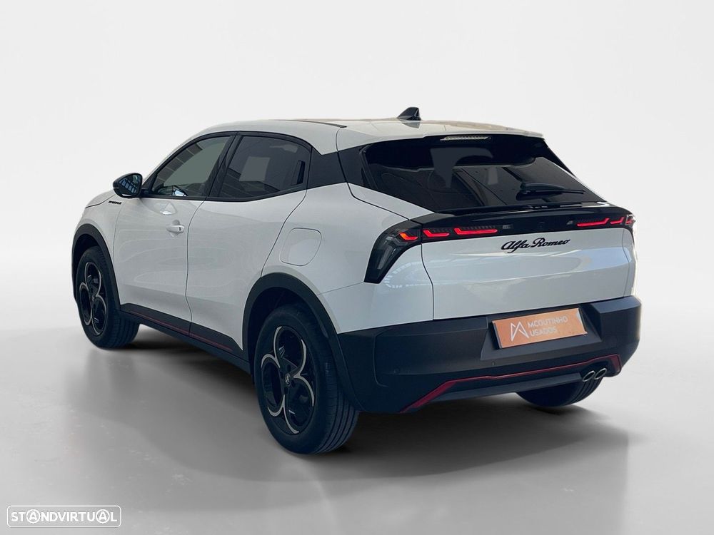 Alfa Romeo Junior 1.2 Speciale eDCT6 - 3