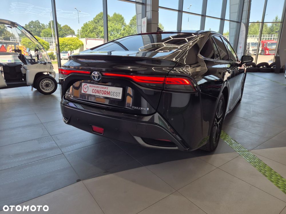Toyota Mirai Executive - 8