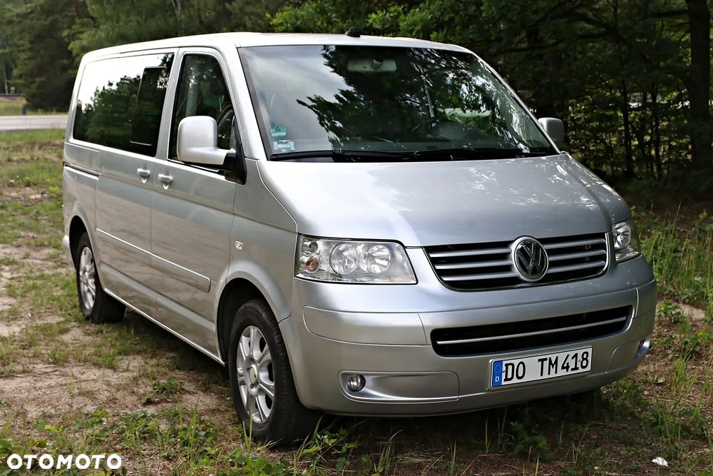 Volkswagen Multivan - 20