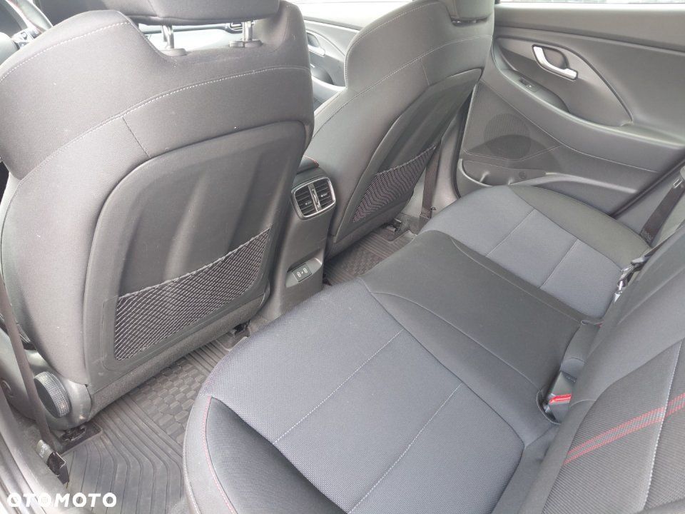 Hyundai i30 - 30