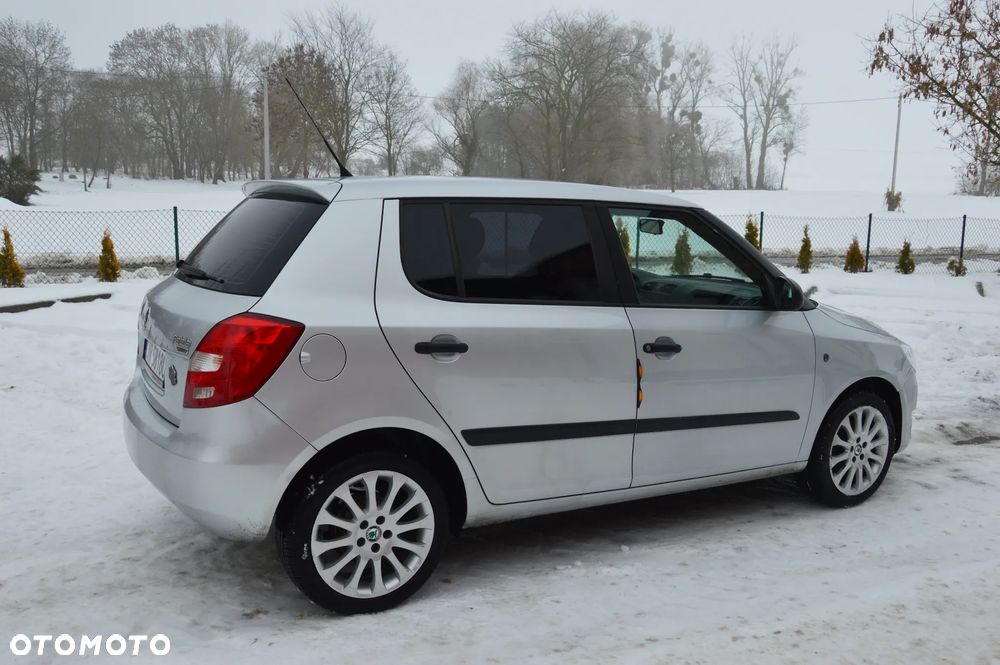 Skoda Fabia - 8