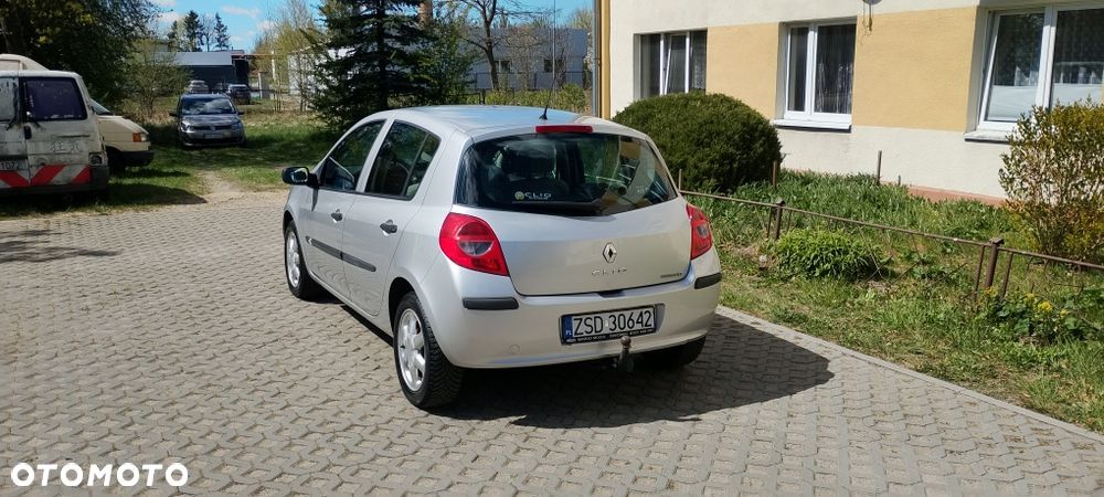 Renault Clio - 3
