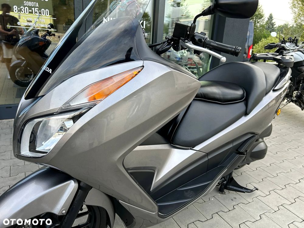 Honda NSS - 7