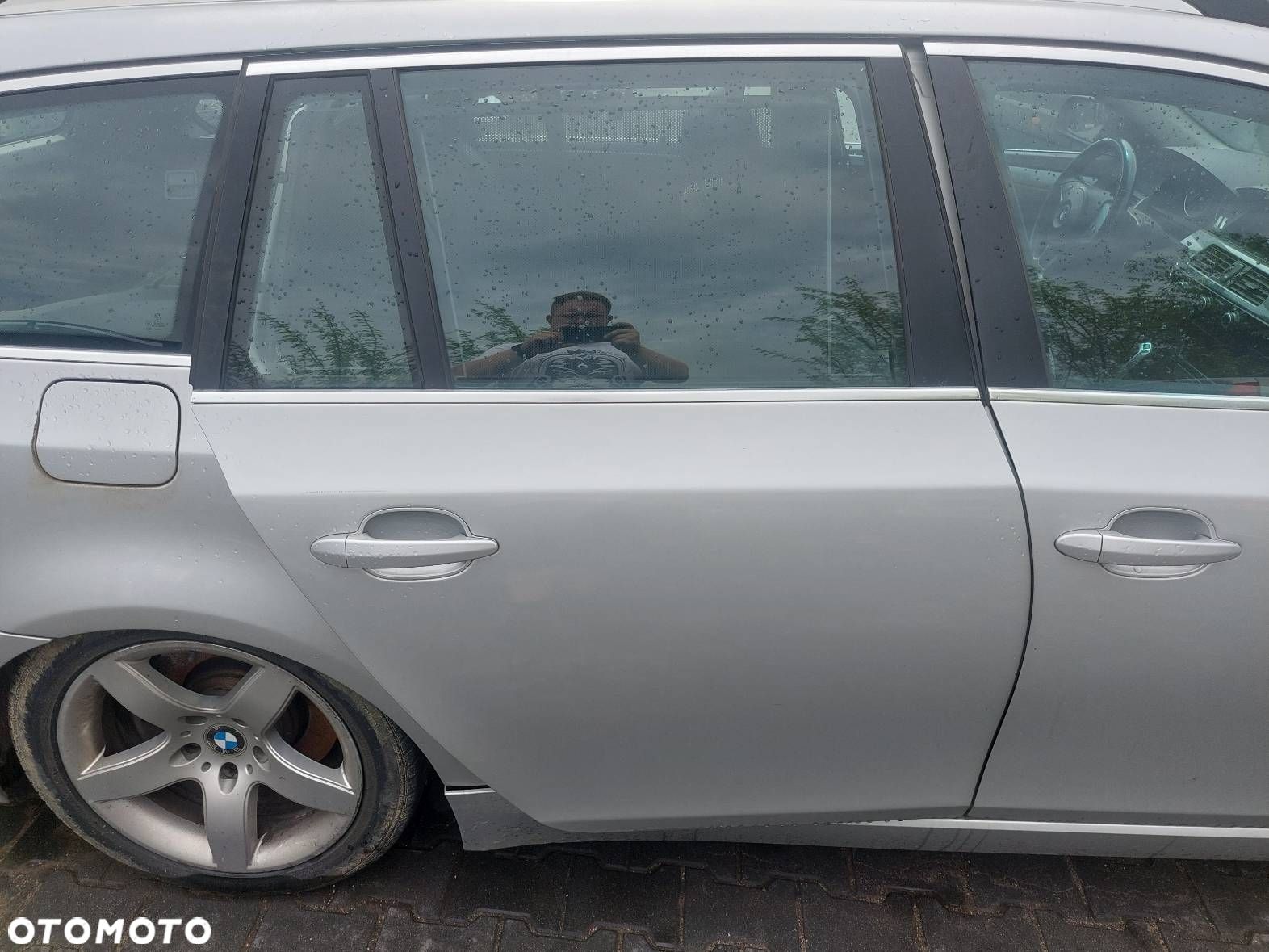 DRZWI KOMPLETNE PRAWY TYŁ BMW E61 LCI 354/7 - 1