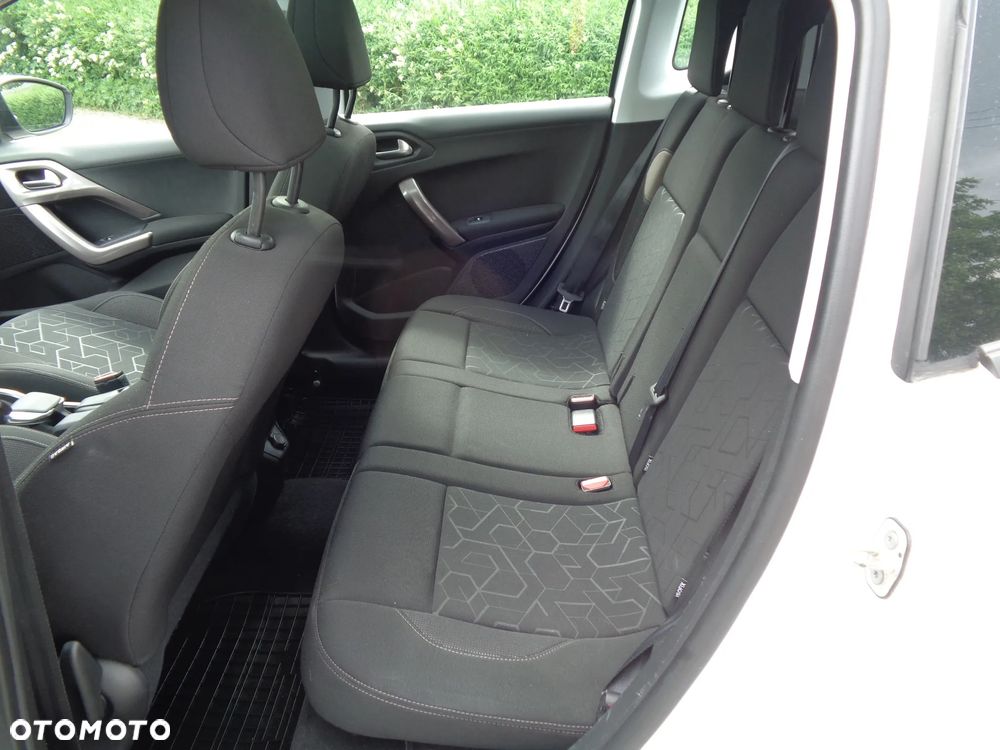 Peugeot 2008 120 VTI Active - 10