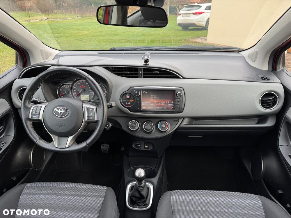 Toyota Yaris - 11