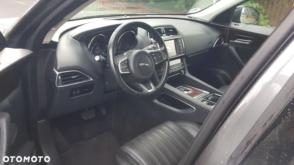 Jaguar F-Pace 20d AWD Prestige - 26