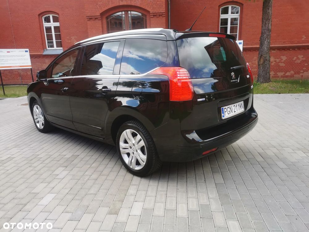 Peugeot 5008 2.0 HDi Allure 7os - 6