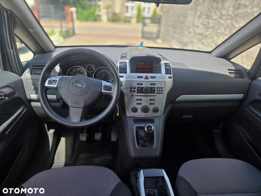 Opel Zafira 1.6 Enjoy - 7