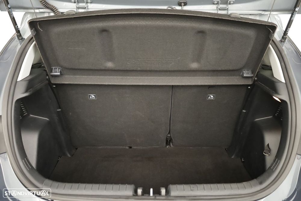 Hyundai i20 1.2 Comfort - 21