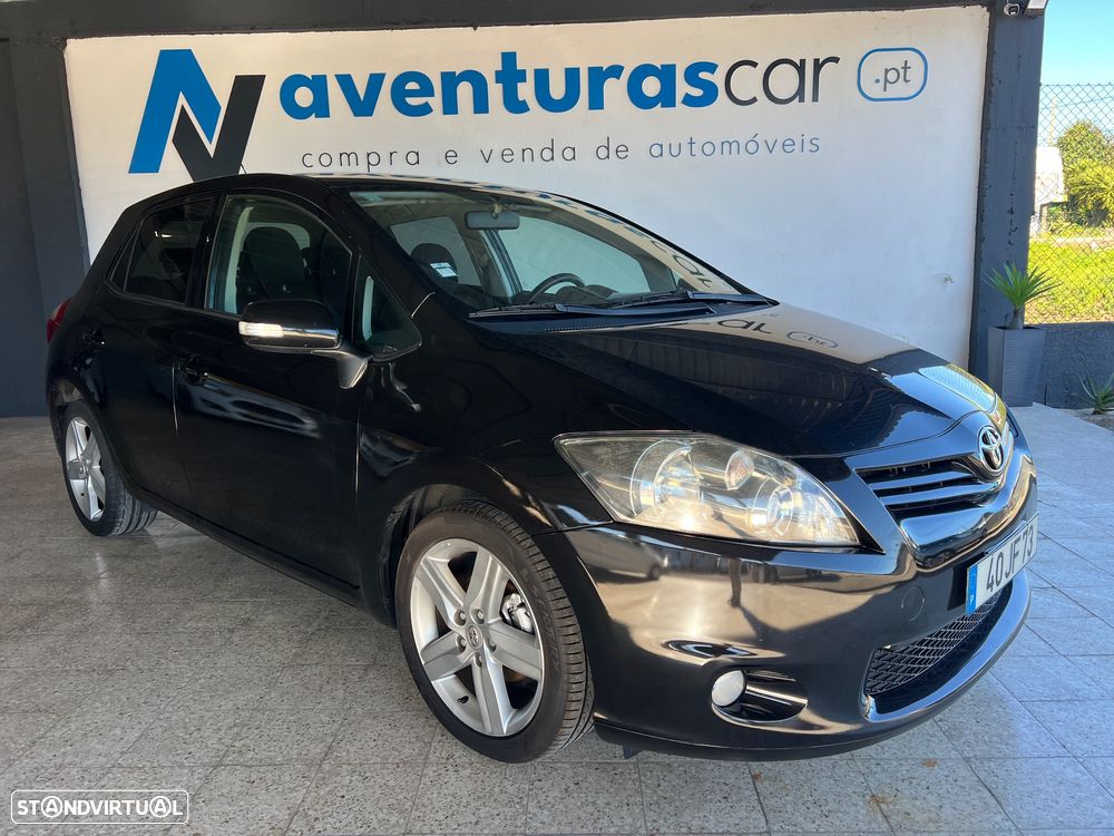 Toyota Auris 1.4 D-4D Exclusive+P.Sport - 1