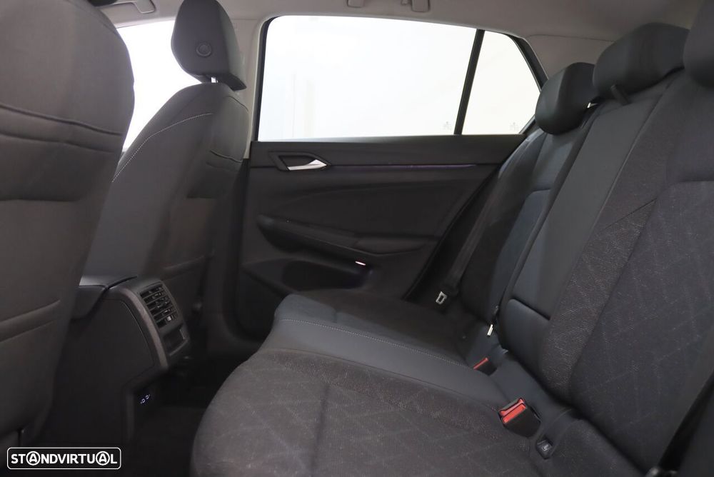 VW Golf 1.0 TSI Life - 9