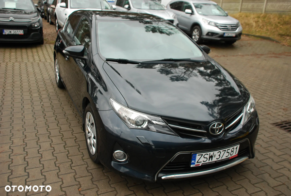Toyota Auris 1.33 VVT-i Life+