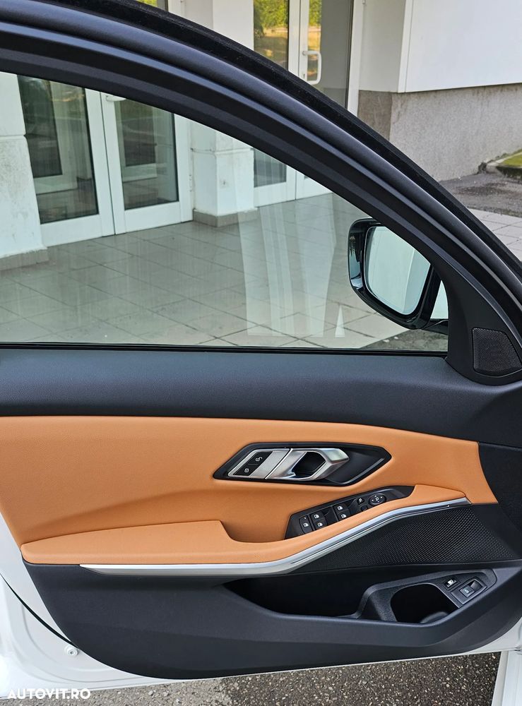 BMW Seria 3 330e xDrive AT PHEV - 22
